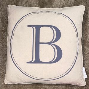 Throw pillow
